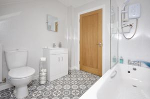 First floor bathroom- click for photo gallery